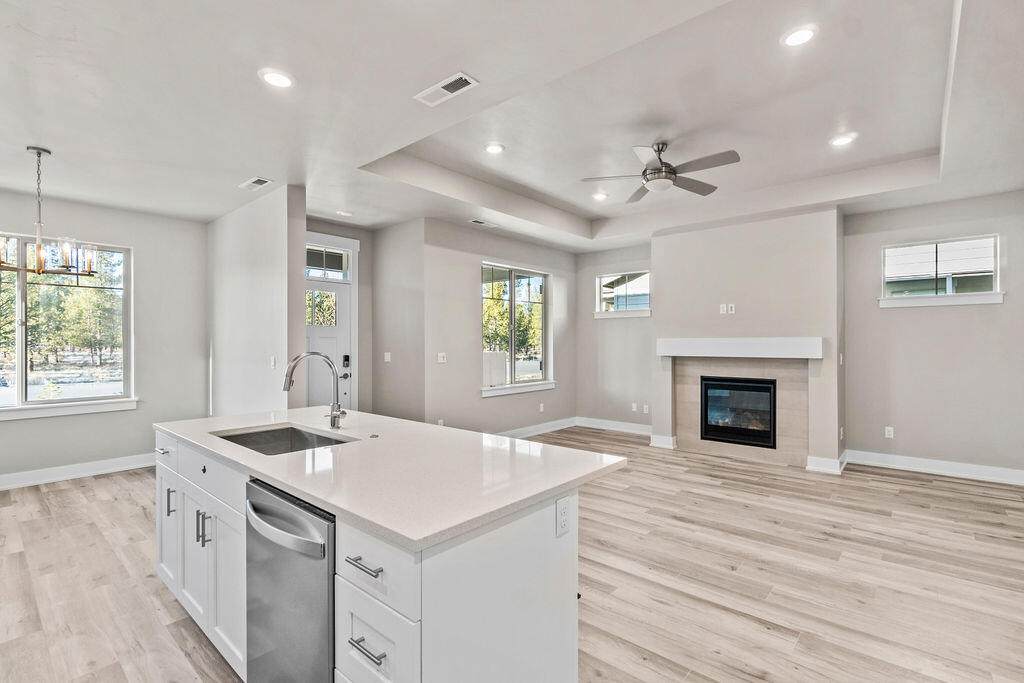51974 Crescent Creek Drive - Photo 1