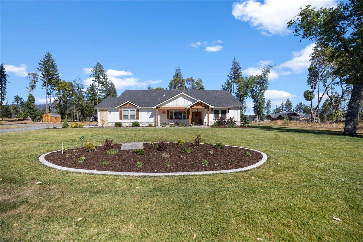 1323 Ellison Loop - Photo 1