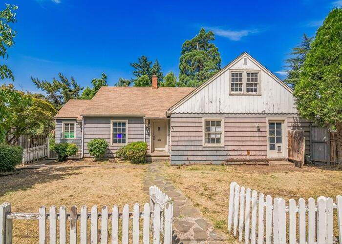 120 Ashland Avenue - Photo 1