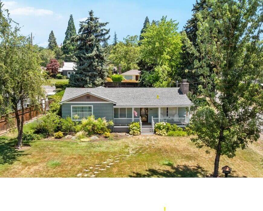 206 Girard Drive - Photo 1