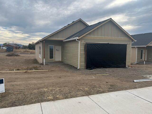 516 6th Street - Photo 1