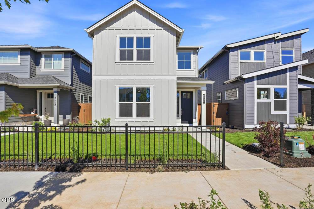 60852 Epic Place - Photo 1
