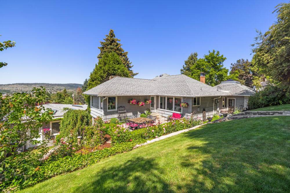 525 Mesa Street - Photo 1