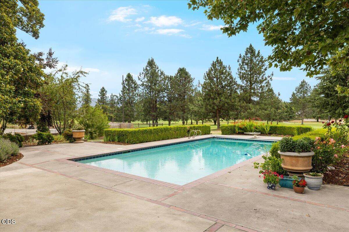 2956 Fairview Drive - Photo 1