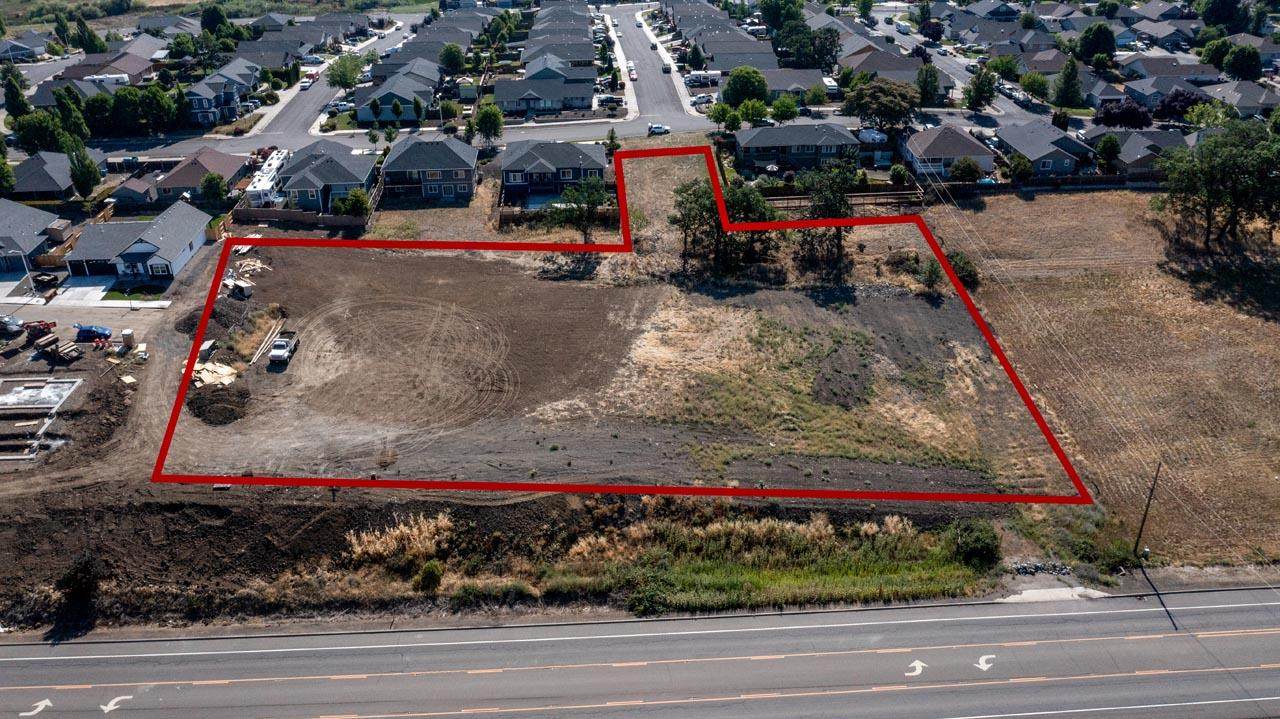 11686 Hwy 62 - Photo 1