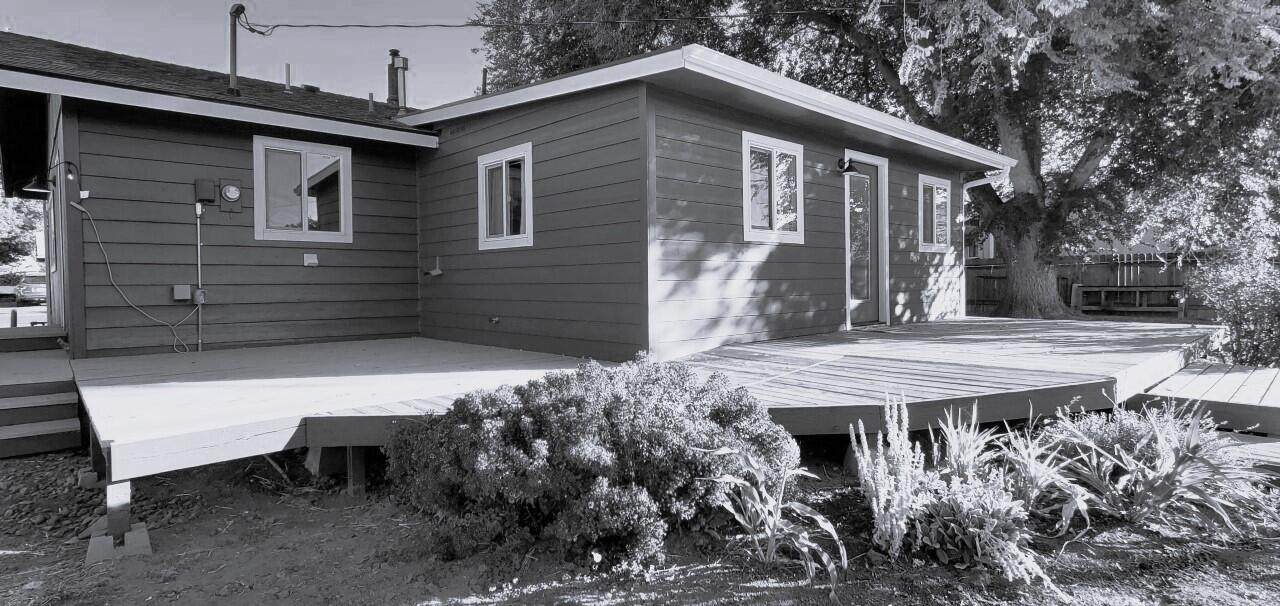255 3rd Street - Photo 1