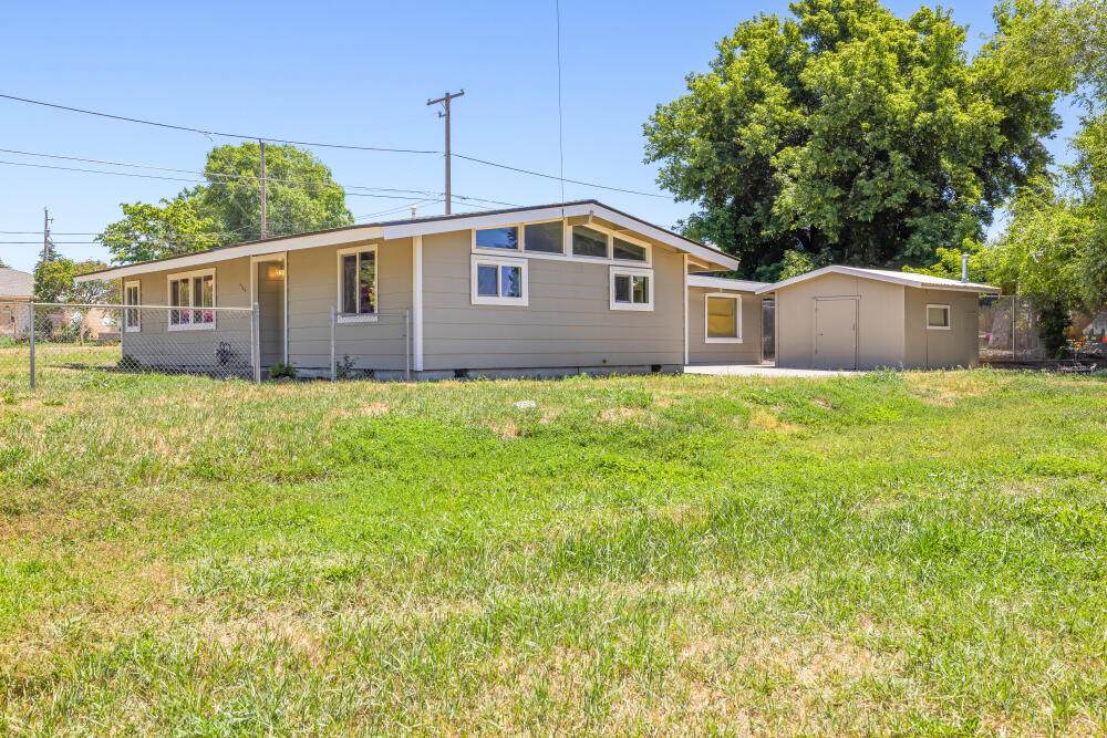 6160 Delaware Avenue - Photo 1