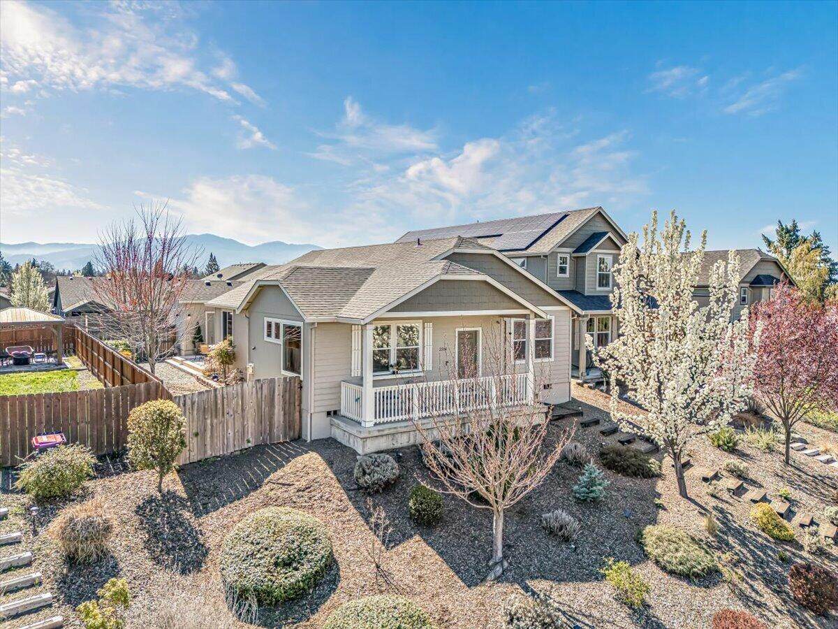 2264 College Way - Photo 1