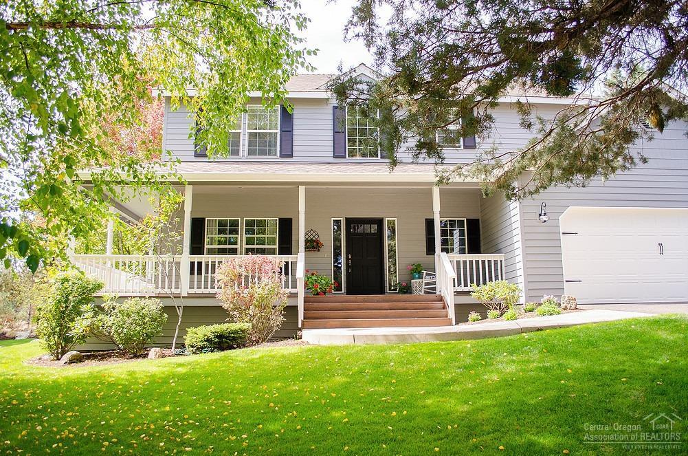 2507 NW Peoples Court, Bend, OR 97701 (MLS #201609435) :: Birtola Garmyn High Desert Realty
