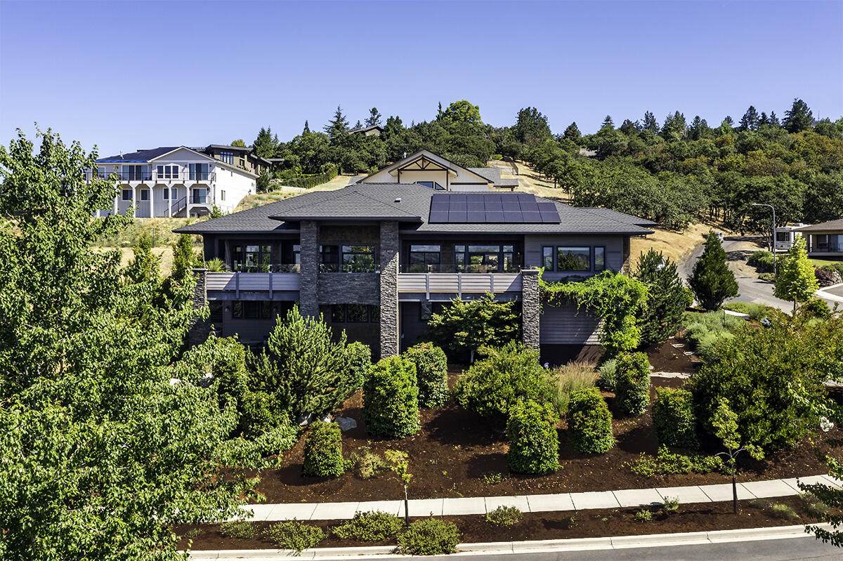 280 Mary Bee Lane - Photo 1