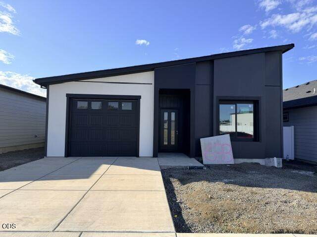 633 Terrazzo Way - Photo 1