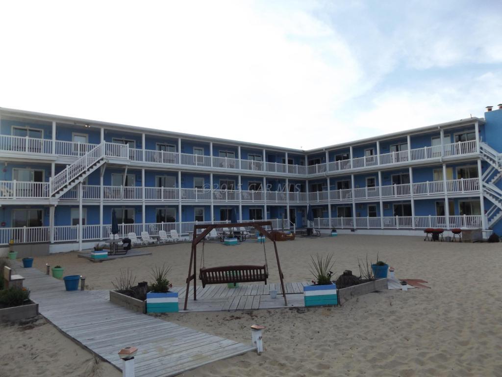 4503 Atlantic Ave - Photo 1