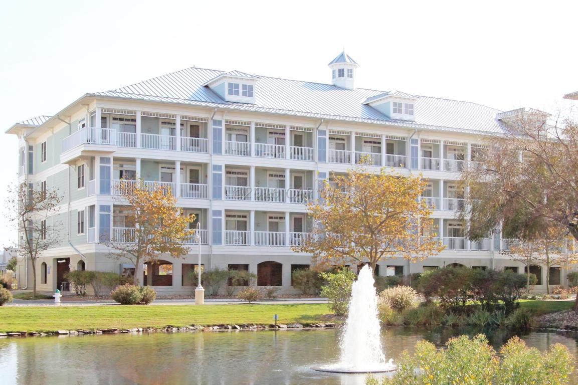 2 Fountain Dr - Photo 1