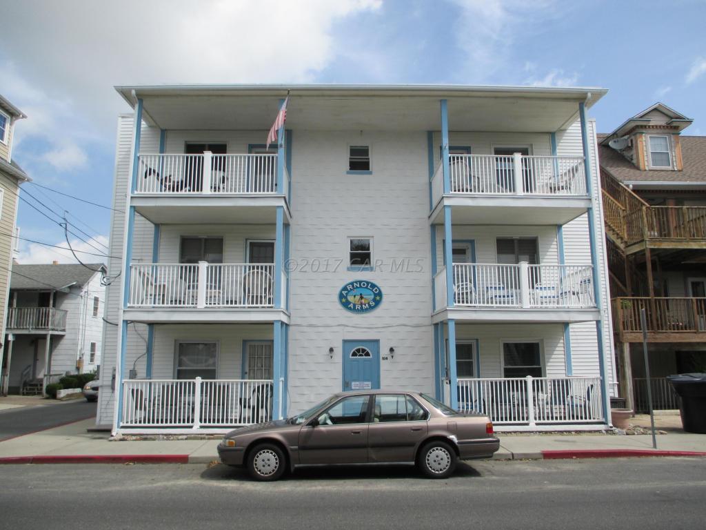 104 5th St - Photo 1