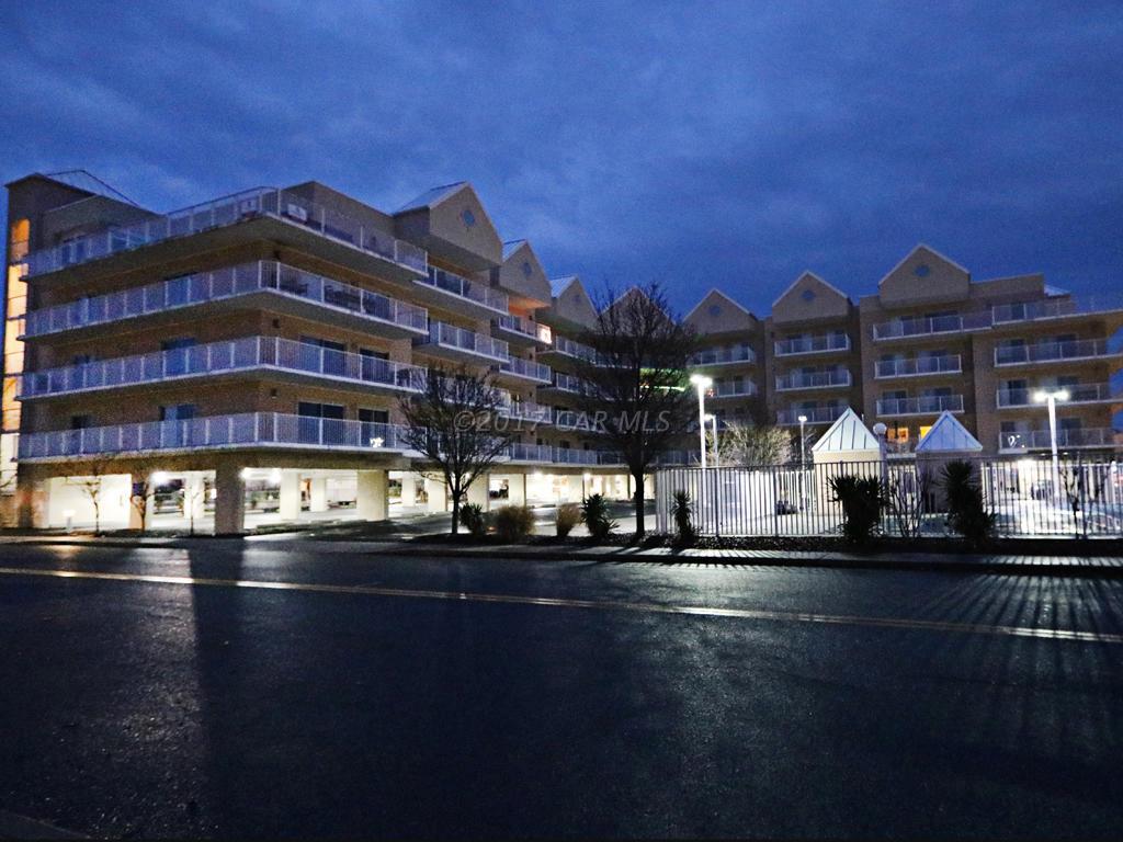 104 125th St - Photo 1