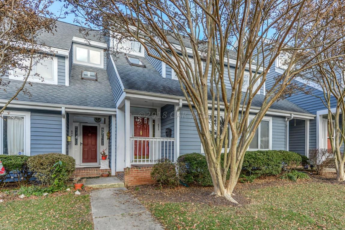 652 River Oak Ct - Photo 1