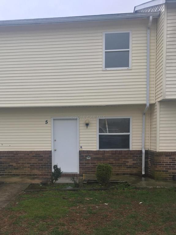 312 Maple Ave - Photo 1