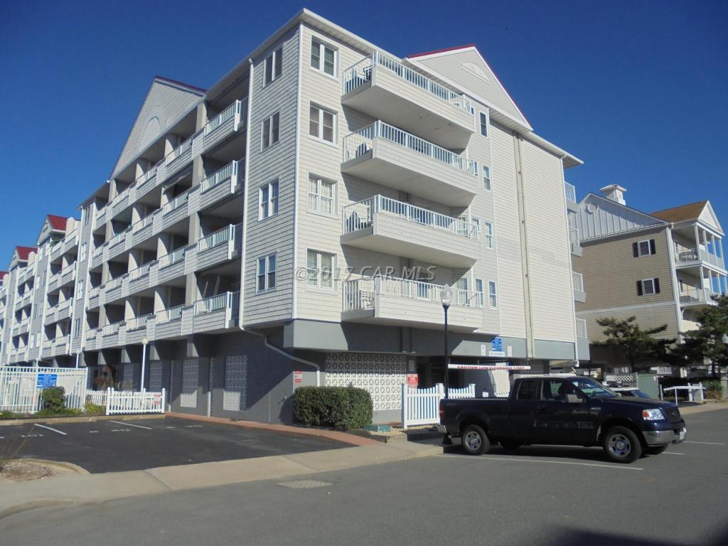 205 Somerset St - Photo 1