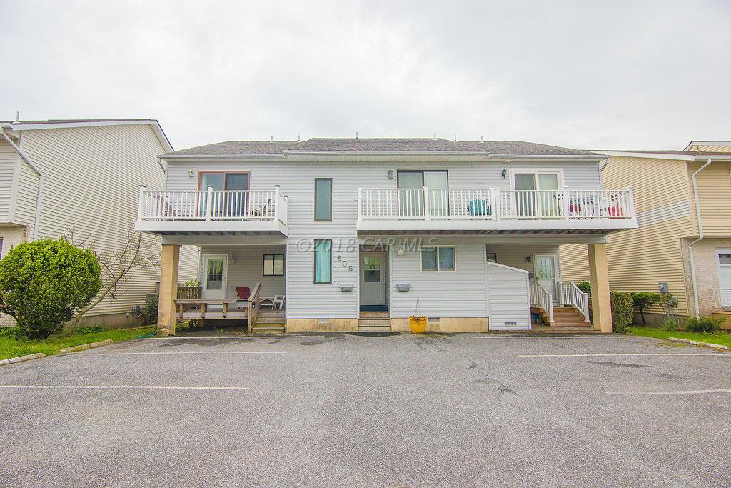 605 94th St - Photo 1