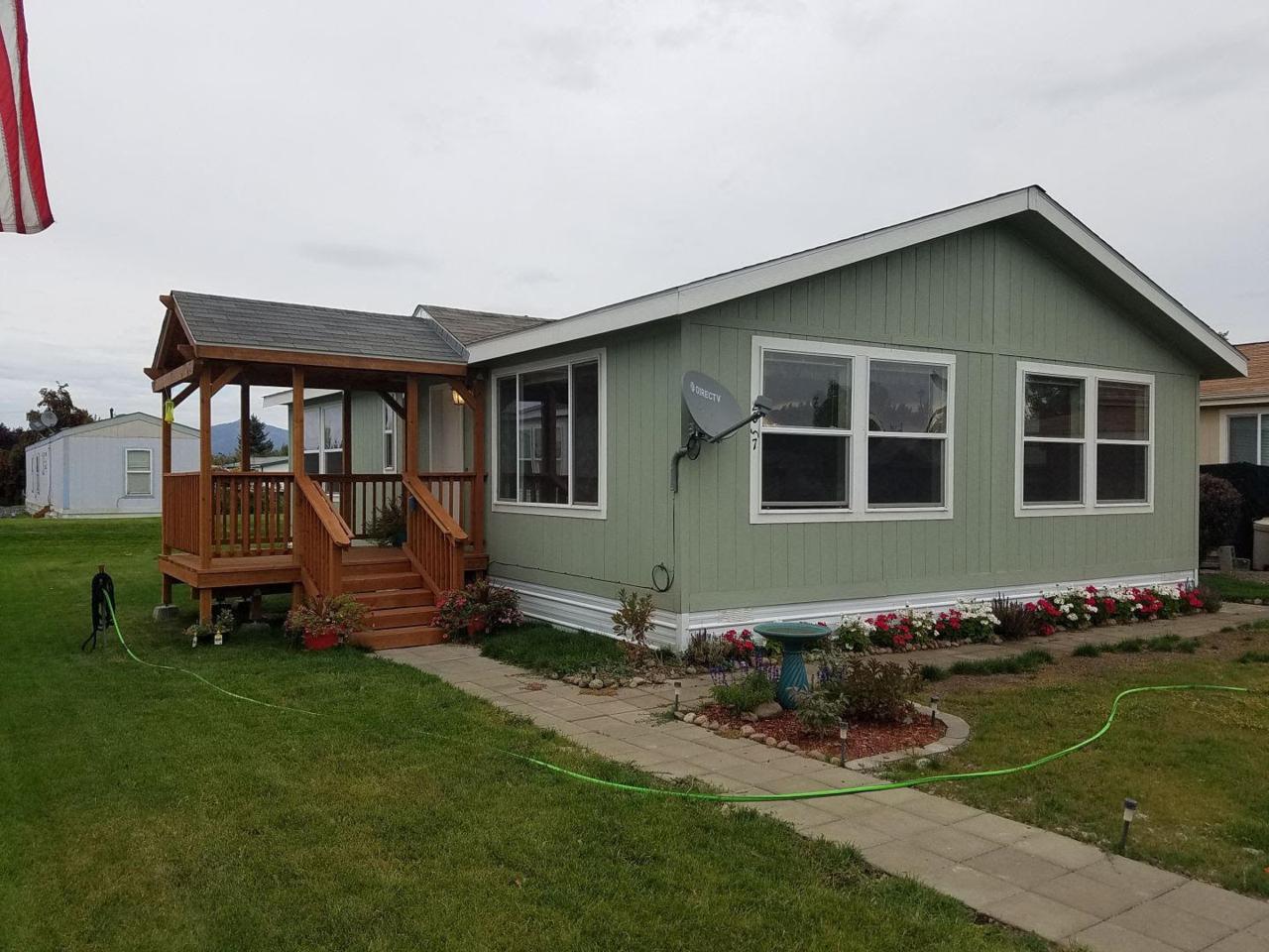 2057 Merlyn Way - Photo 1