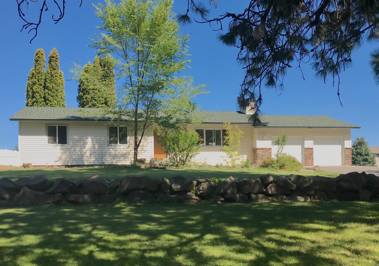 1371 Havichur Loop - Photo 1