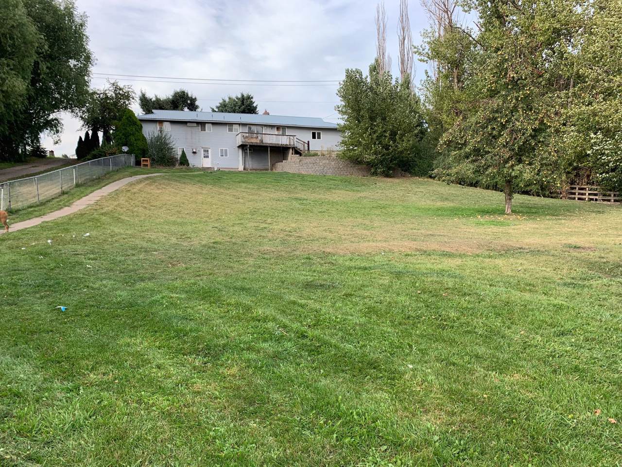 12698 Prairie Ave - Photo 1