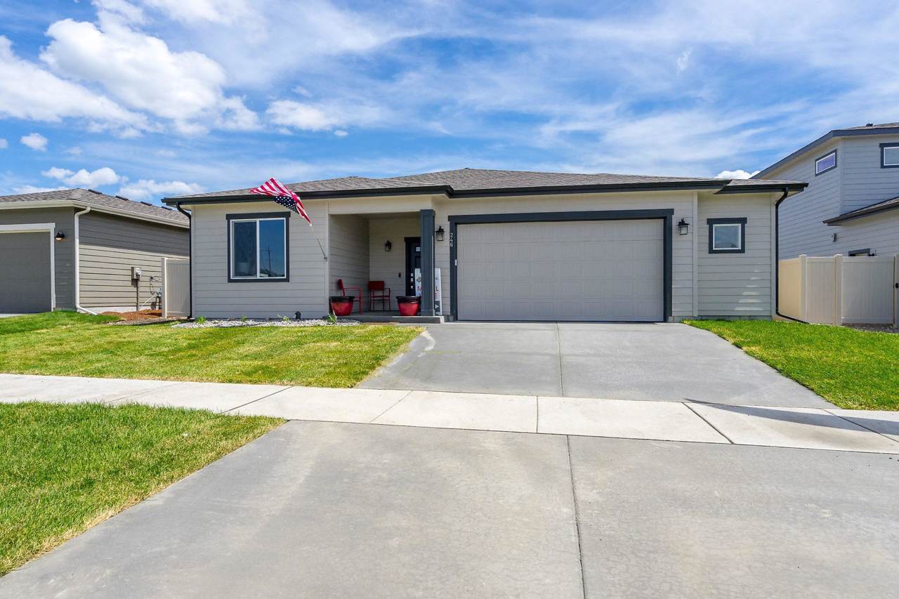 213 Olivewood Ln - Photo 1
