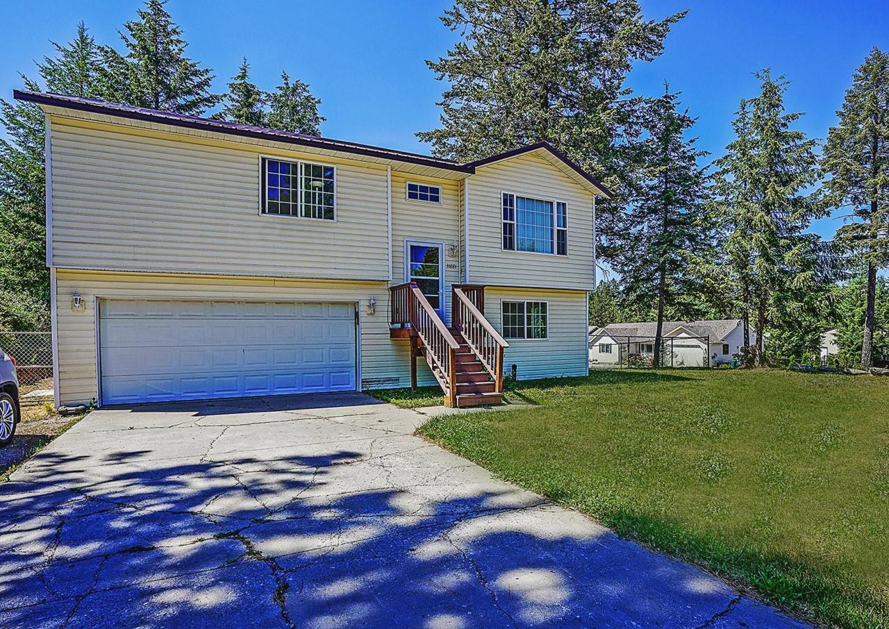 31881 Middle Ave - Photo 1