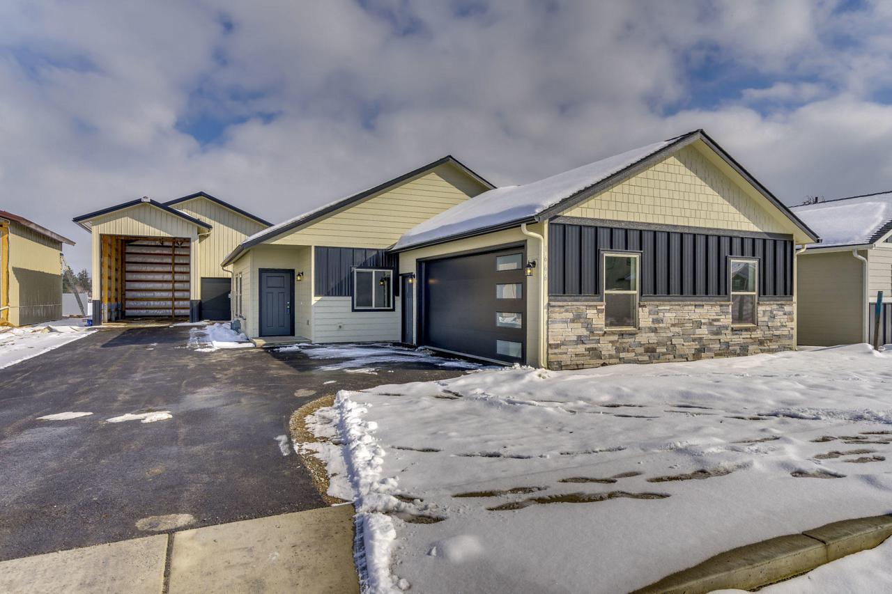 1666 Silo St - Photo 1