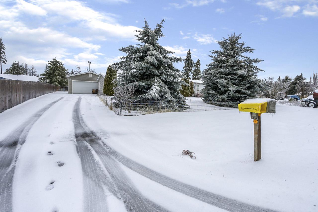 24823 Corbin Hill Rd - Photo 1