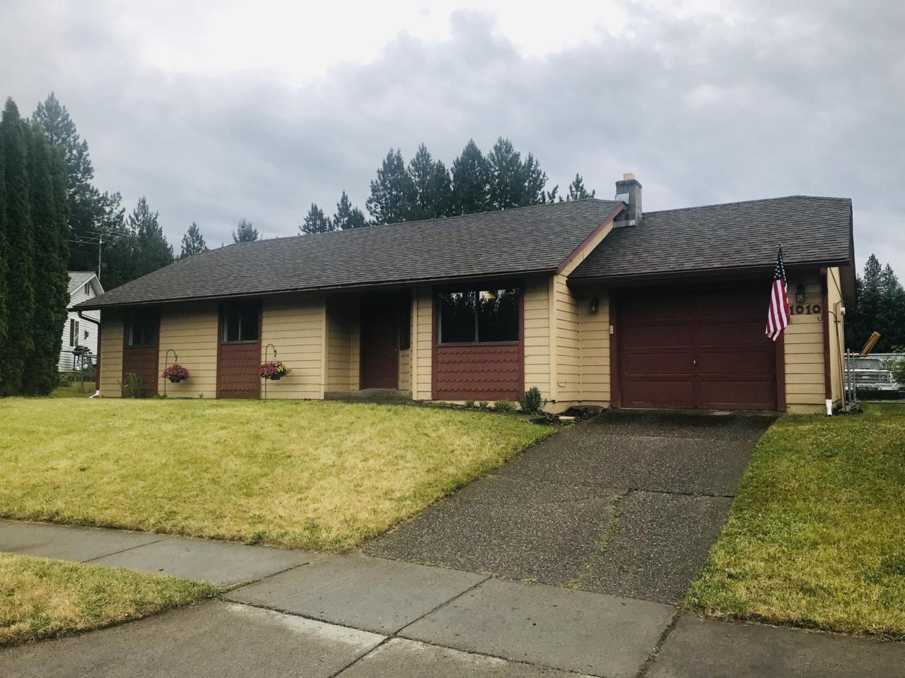 1010 Woolsey Dr - Photo 1