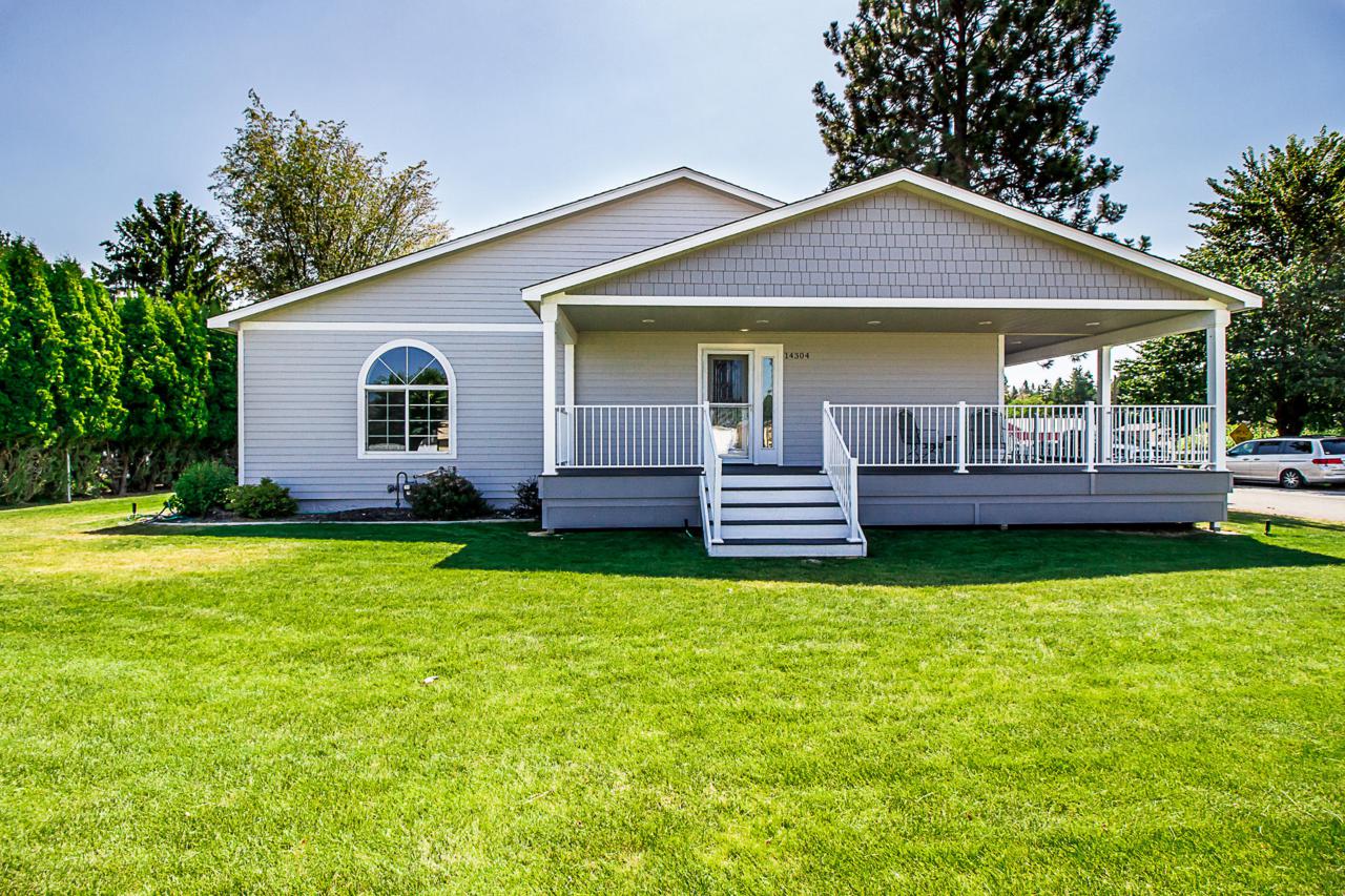 14304 32nd Ave - Photo 1