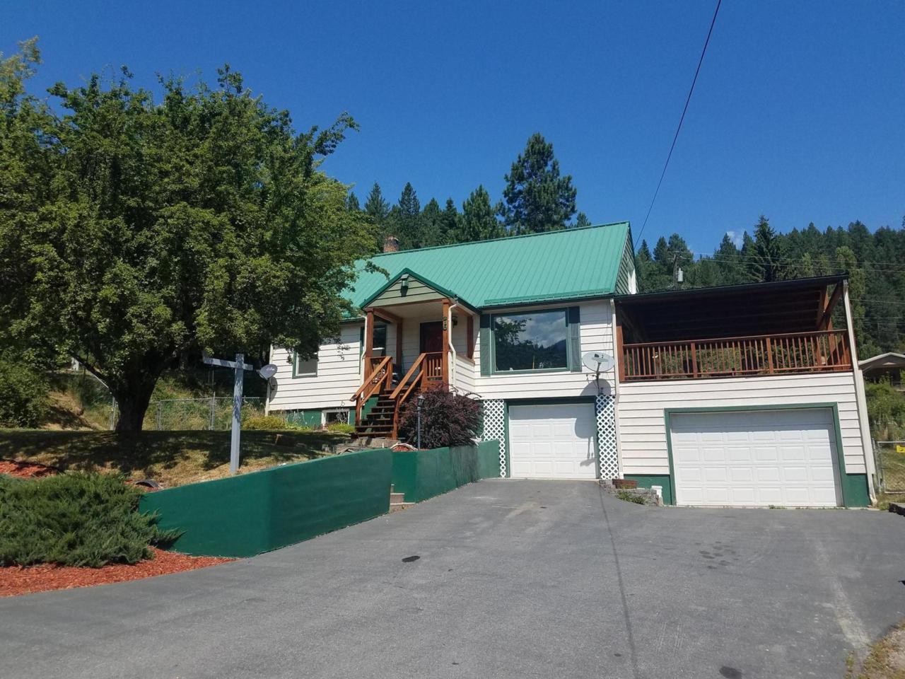 210 8th St - Photo 1