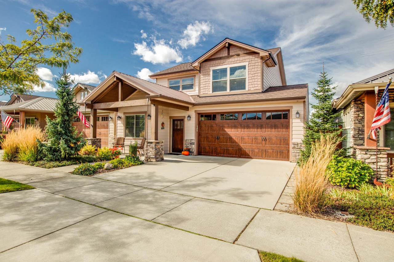 4373 Meadow Ranch Ave - Photo 1
