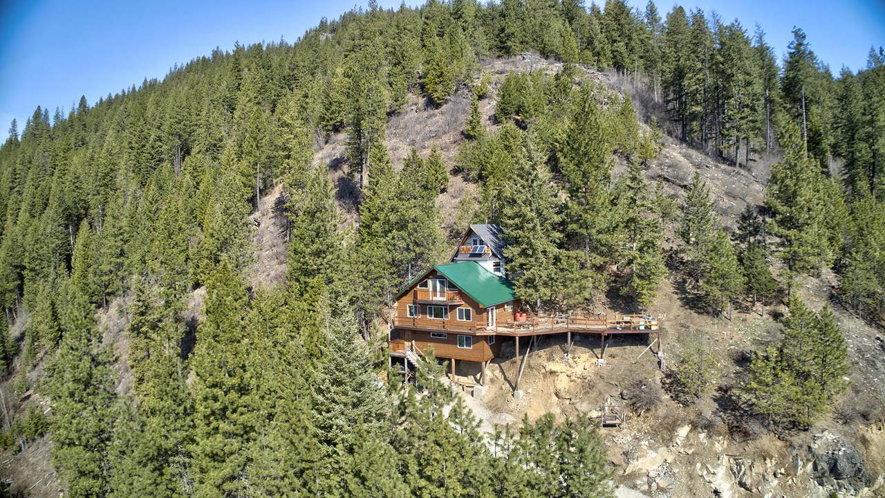 2565 Upper Pack River Rd - Photo 1