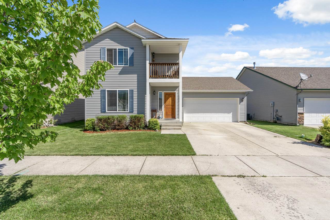 1531 Crossing Ave - Photo 1