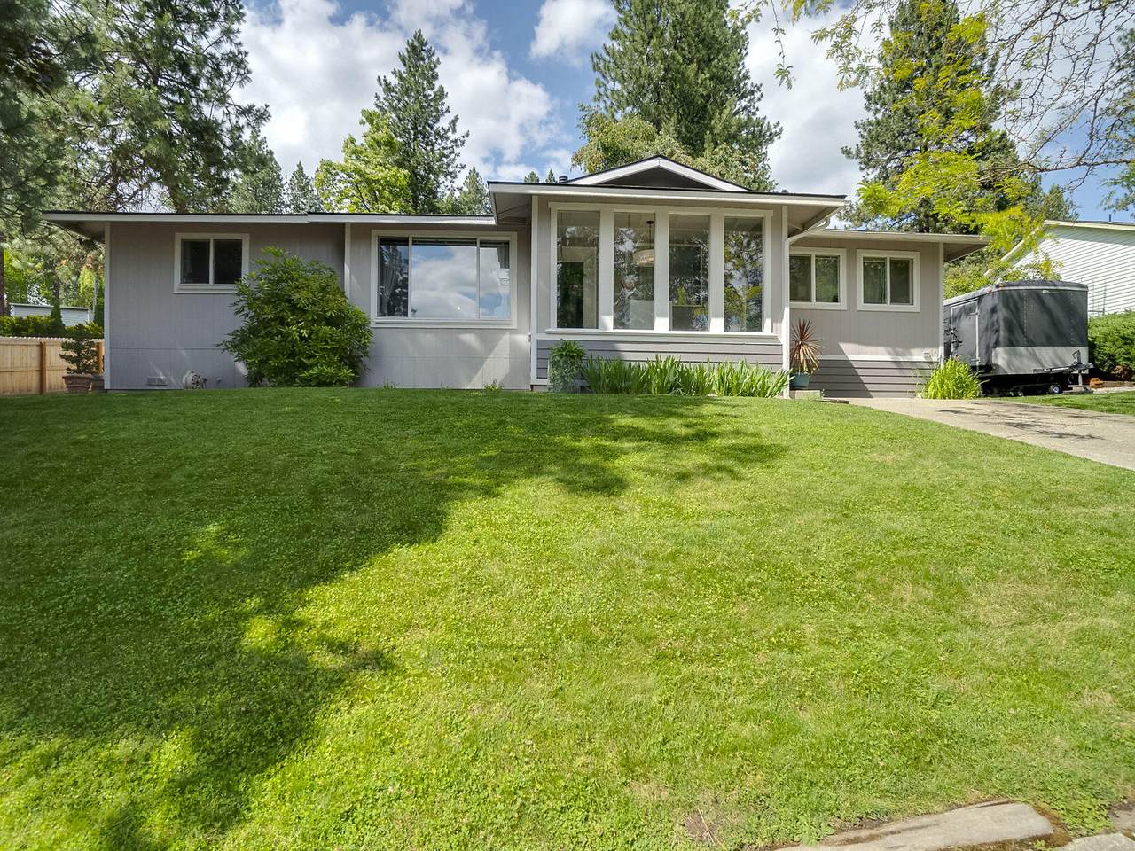 3284 Springview Dr - Photo 1