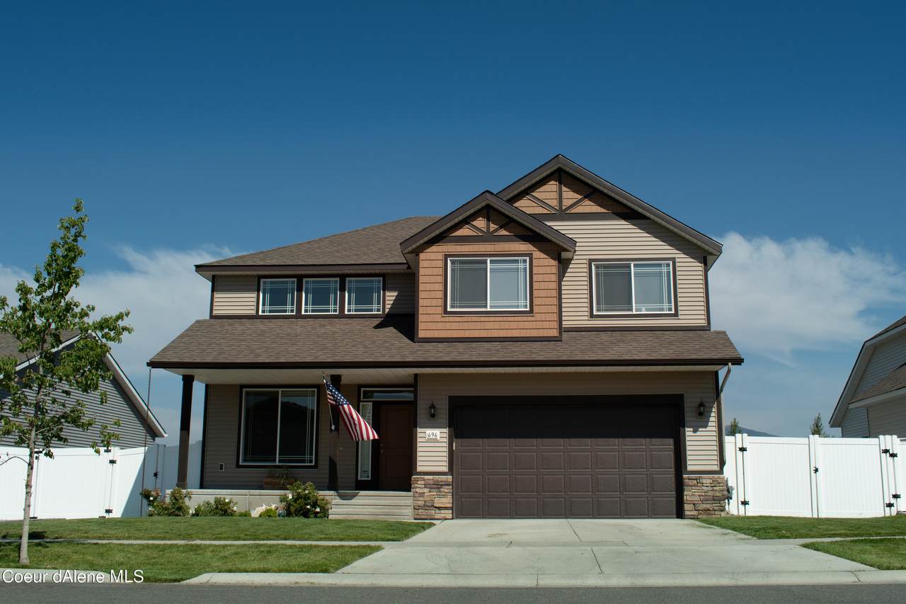 696 Tennessee Ave - Photo 1