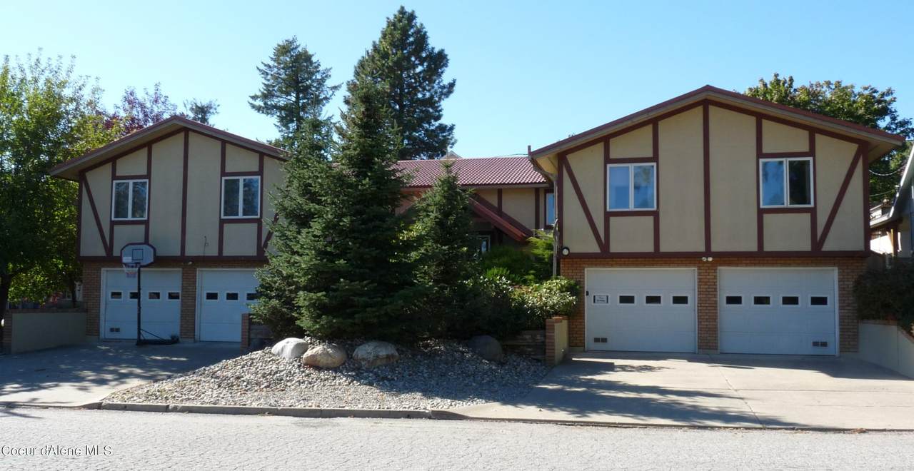 226 & 228 3rd Ave - Photo 1