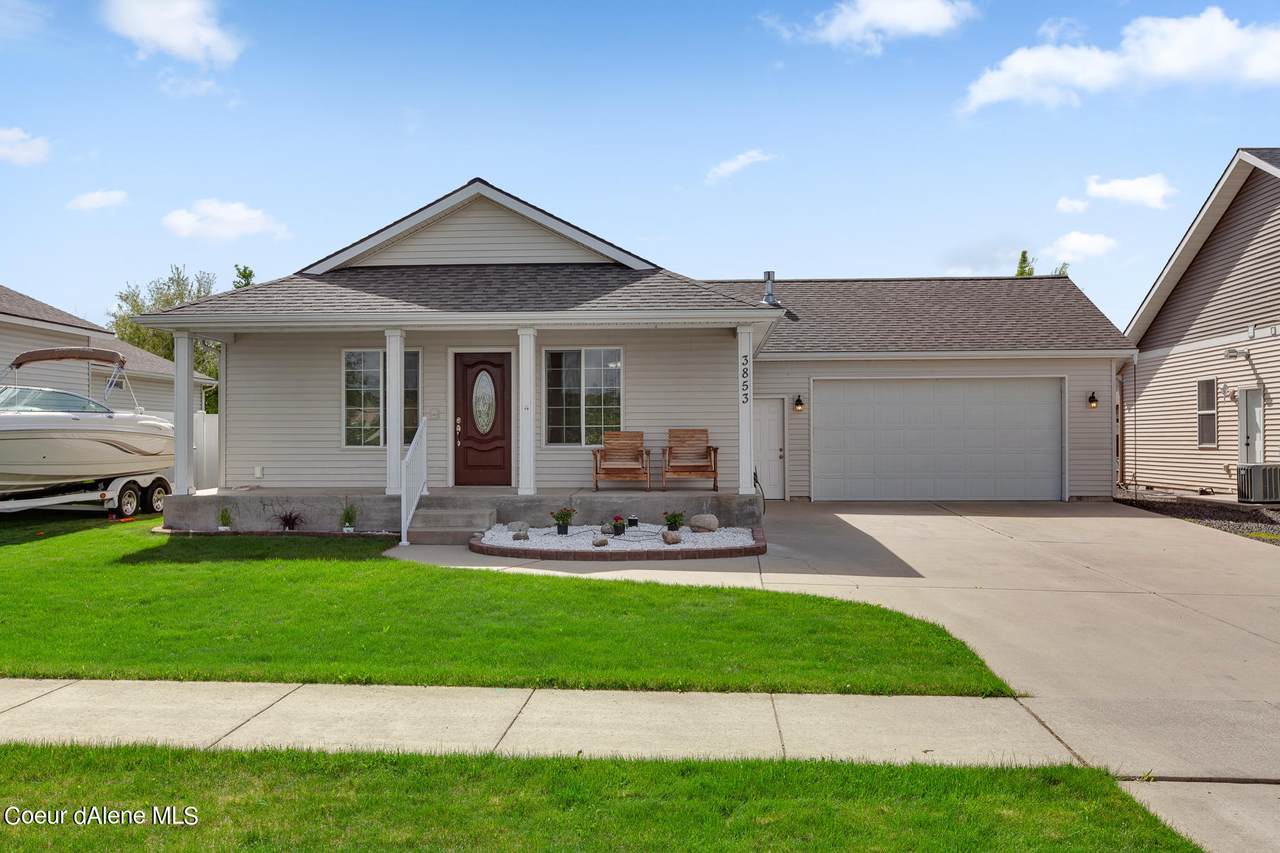 3853 Slazenger Ln - Photo 1