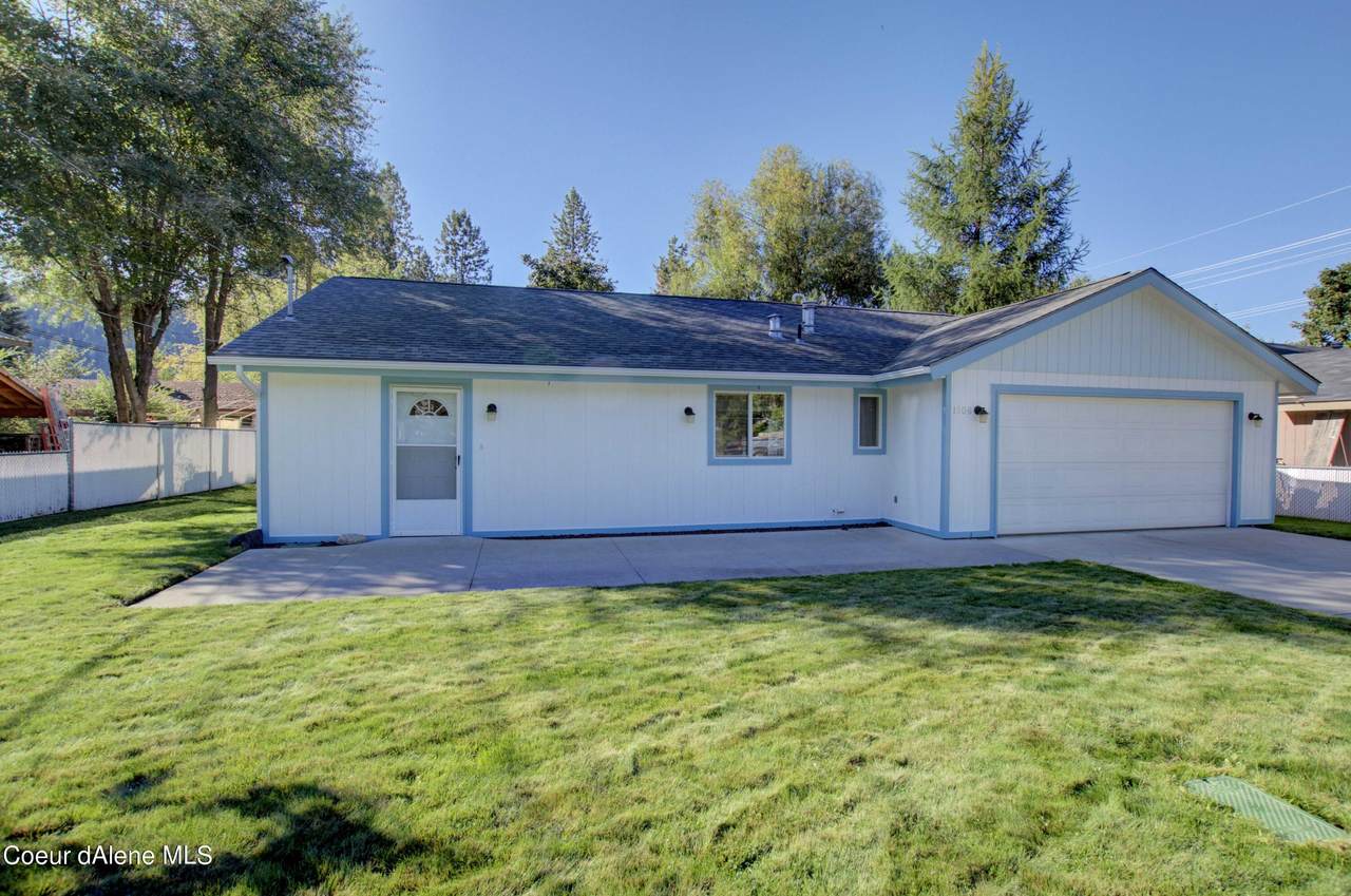 1506 Davis Ave - Photo 1