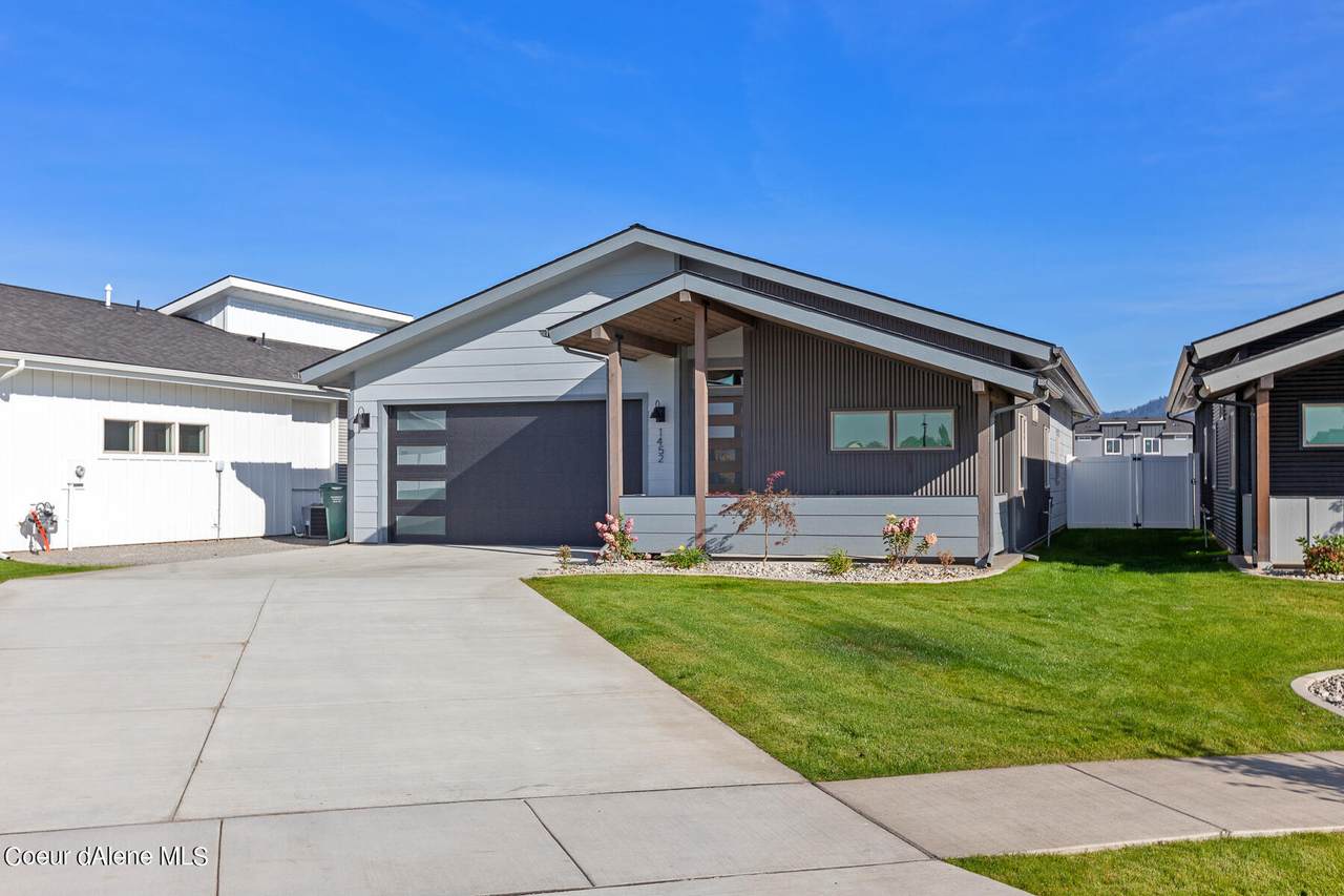 1452 Moselle Dr - Photo 1