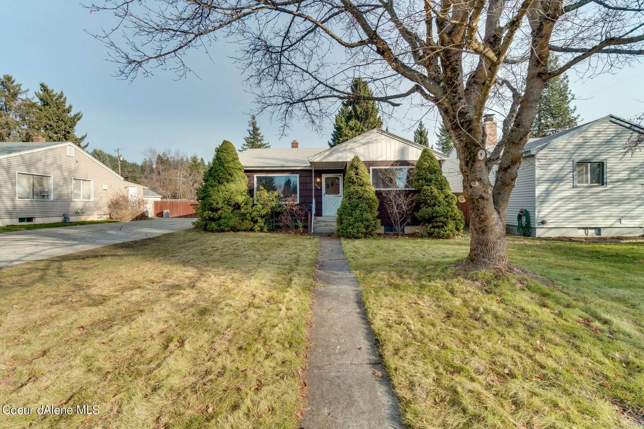 1134 14TH St - Photo 1