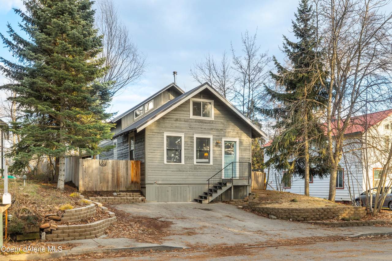 1416 Melrose St - Photo 1