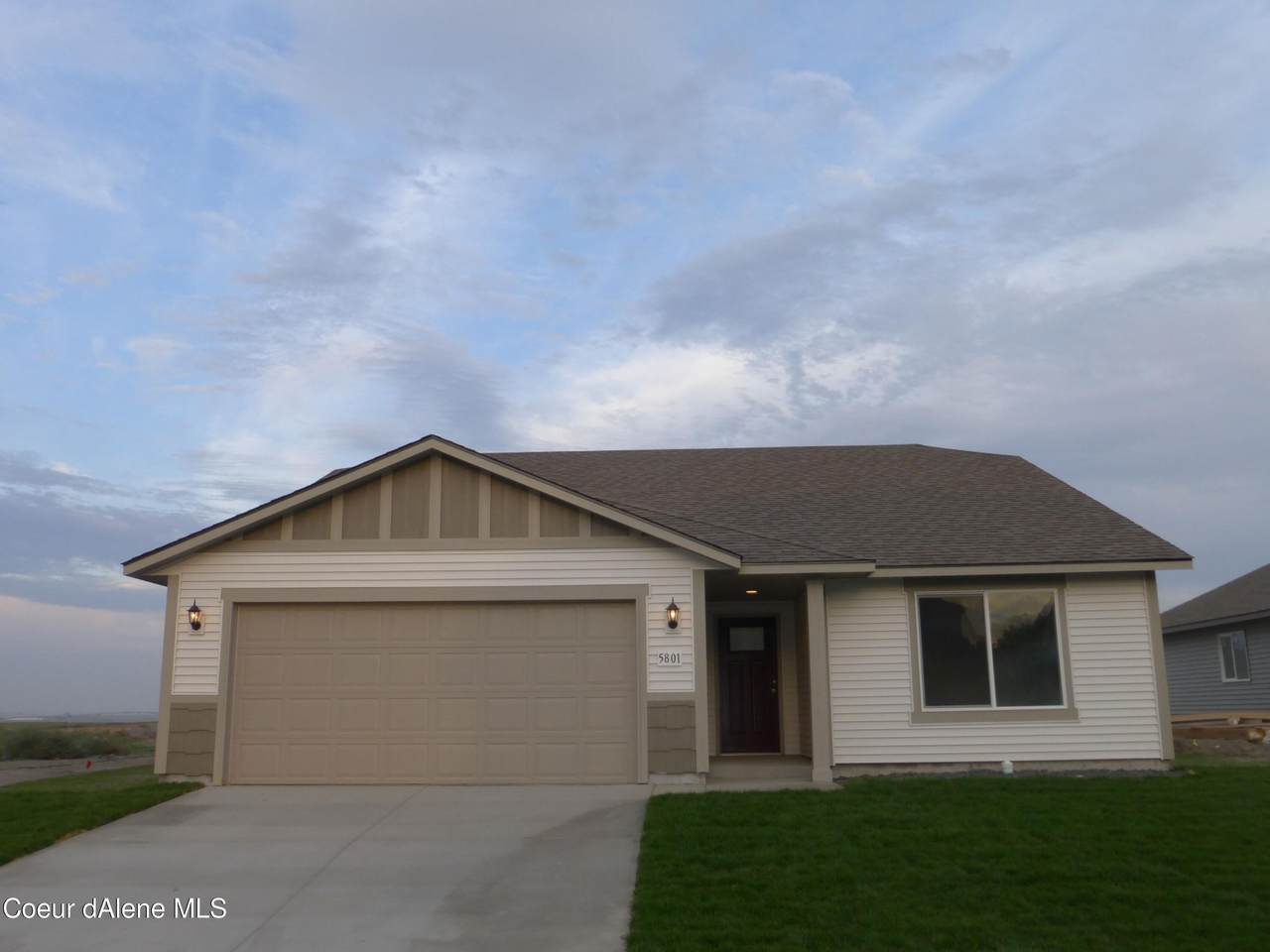 6286 Dayton Ave - Photo 1