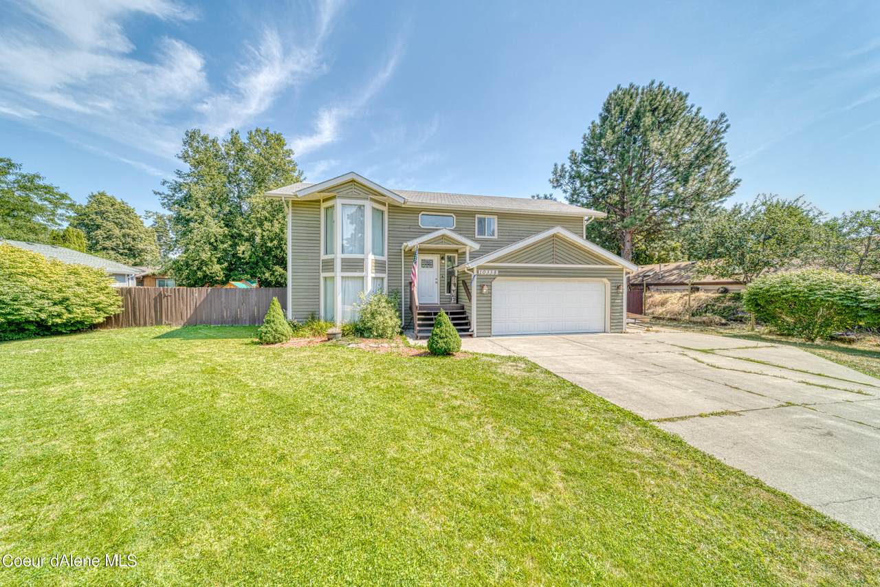 10338 Hillview Dr - Photo 1