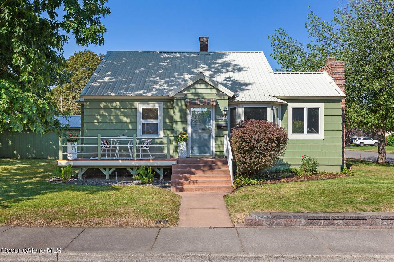 321 13th St - Photo 1