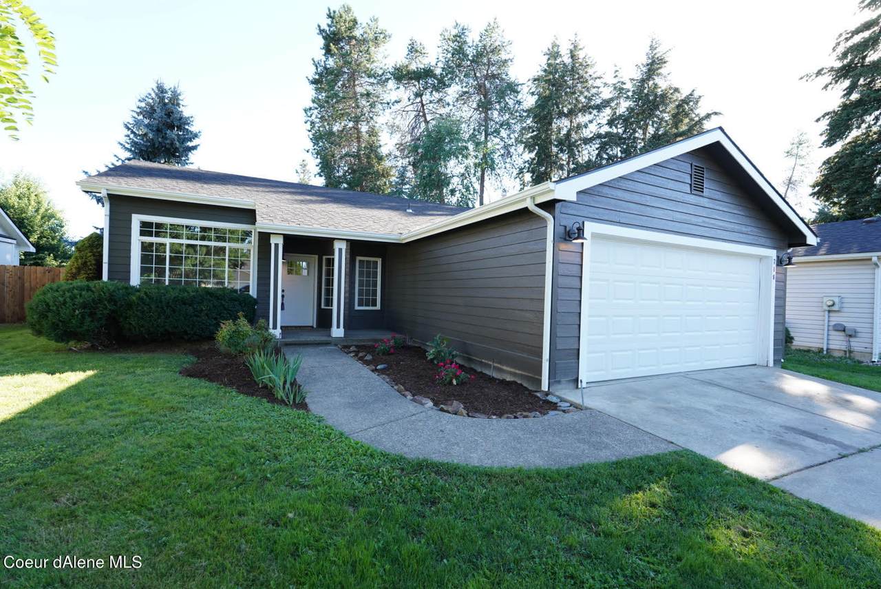 718 Red Fir Ln - Photo 1