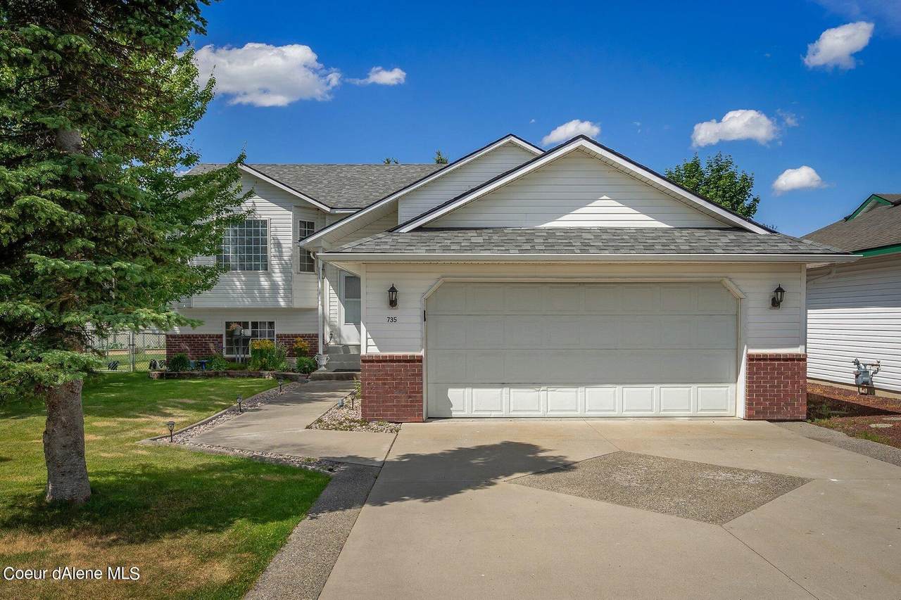 735 Bogie Dr - Photo 1