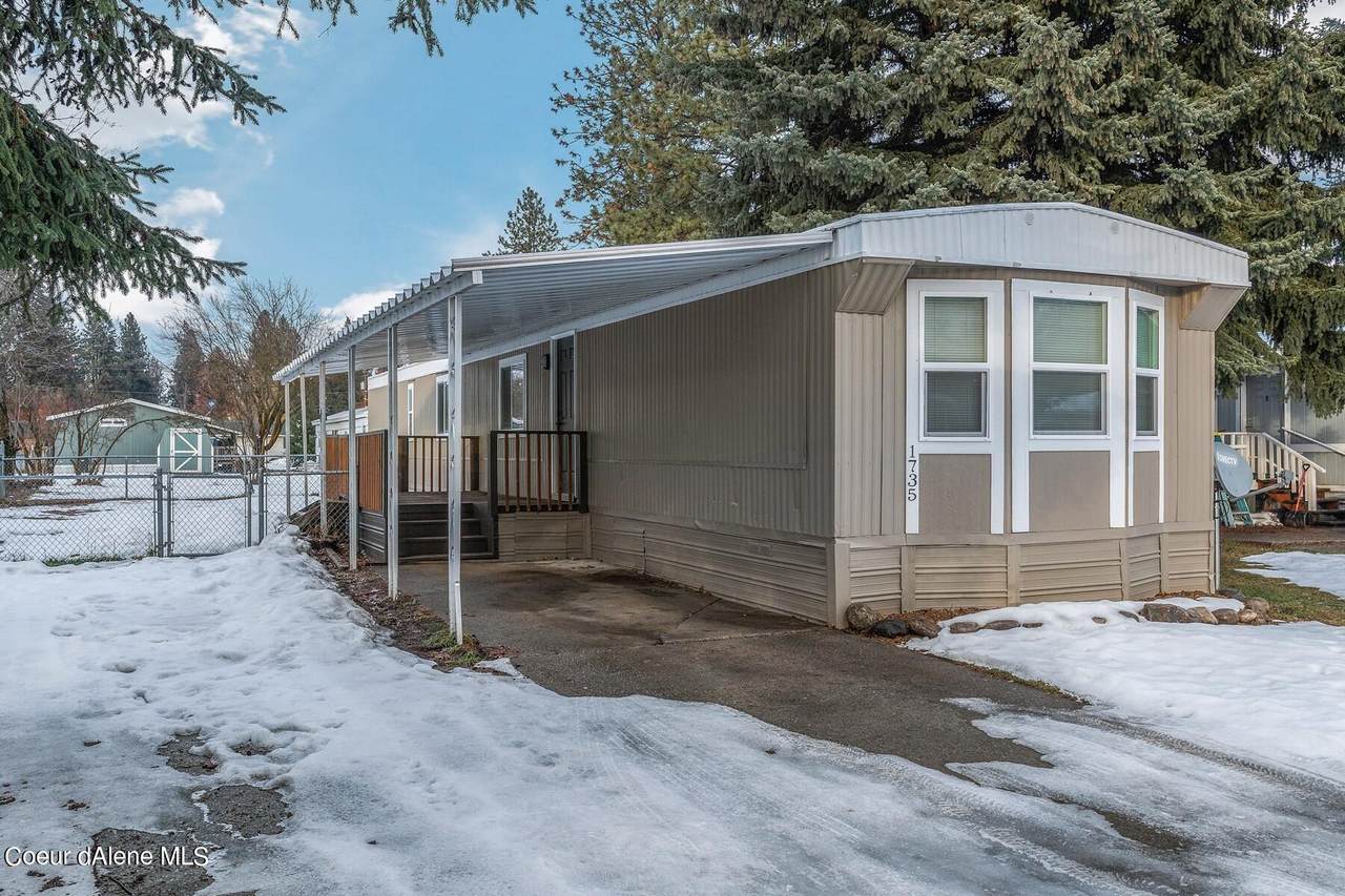 1735 Mary Ln - Photo 1